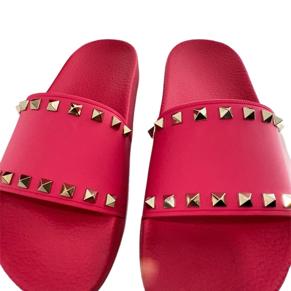 Valentino Garavani Rockstud Pool Slide Sandals